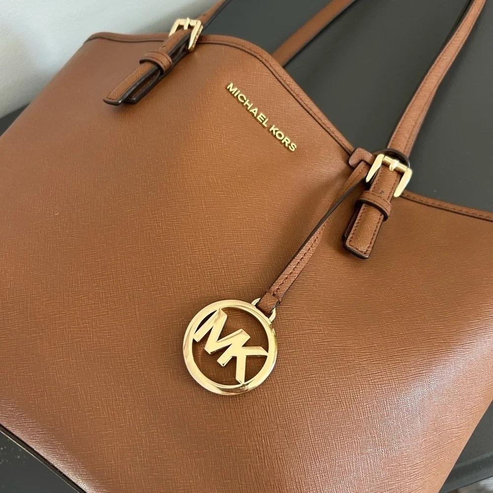 Michael Kors Leather Tote Bag Brown Gold Hardware Large Shoulder Purse Work Lapt